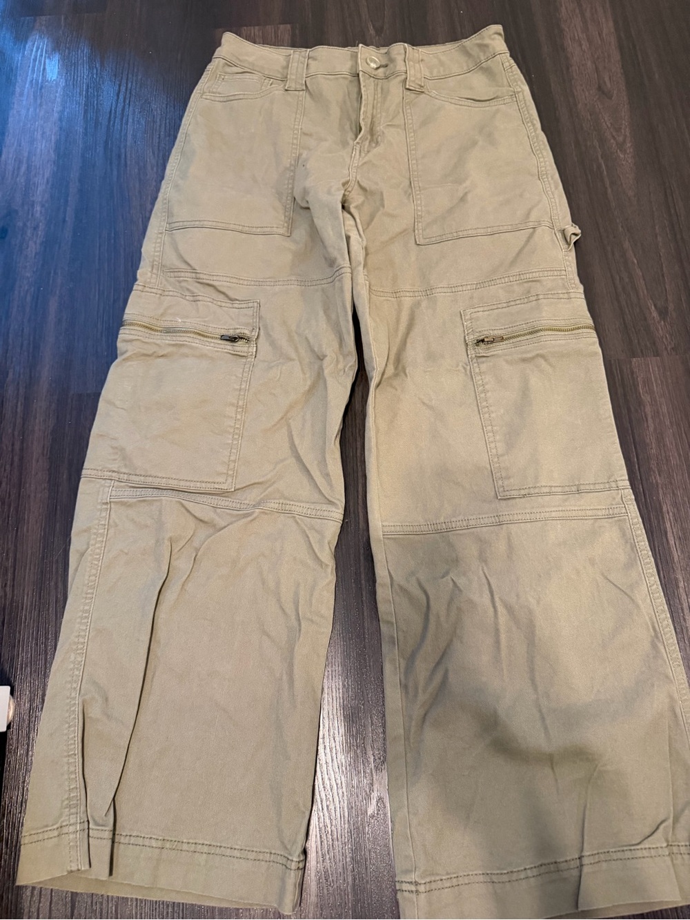 Sincerly Jules Wide Leg Cargo Jeans in Olive Green